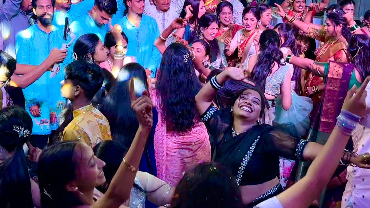 अशी मज्जा फक्त विरार मधे पाहायला भेटते | Aagri Haldi | Krupa Sai Live Orchestra | Haldi Dance | Hits