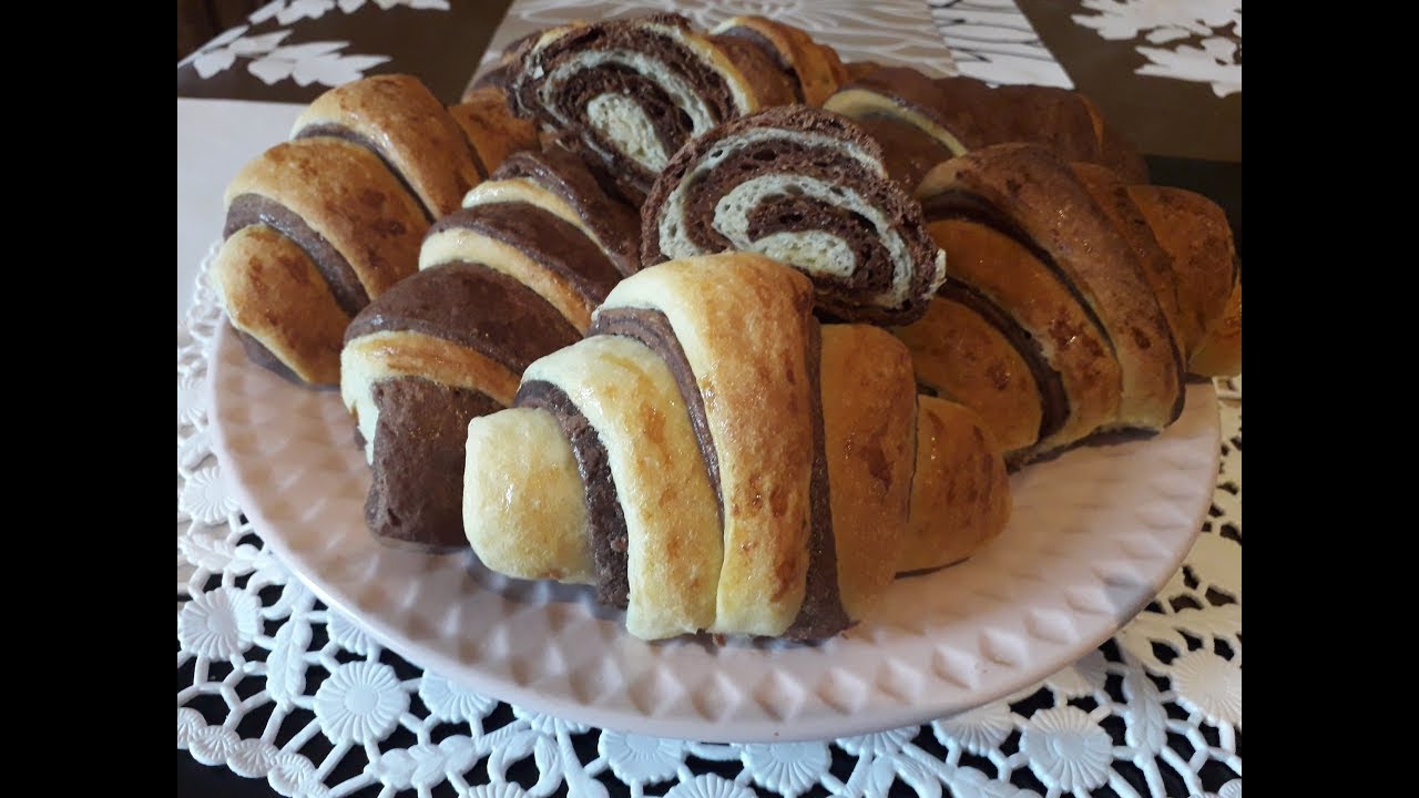 CORNETTI BICOLORE SOFFICISSIMI Ricetta Facile e Veloce
