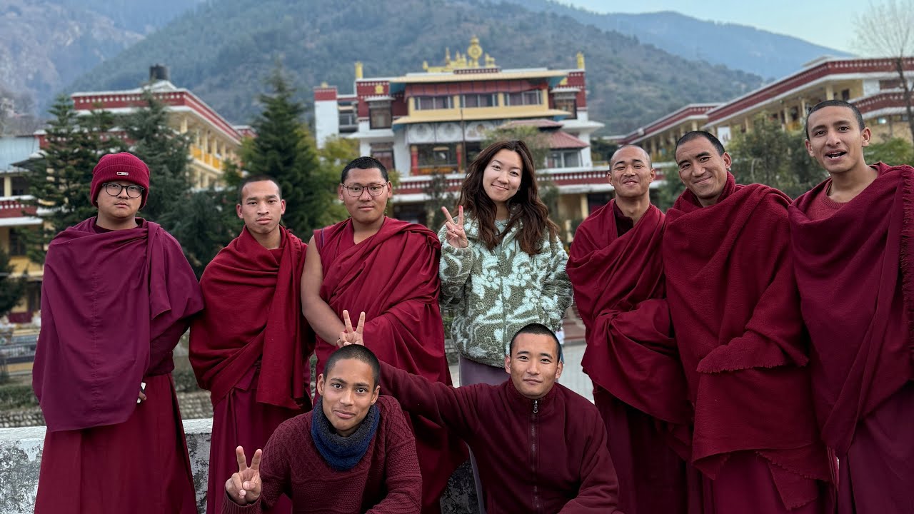 Ending the year with gratitude 🙏🏼 || Dhakpo Shedrupling Monastery || Cafe hopping 