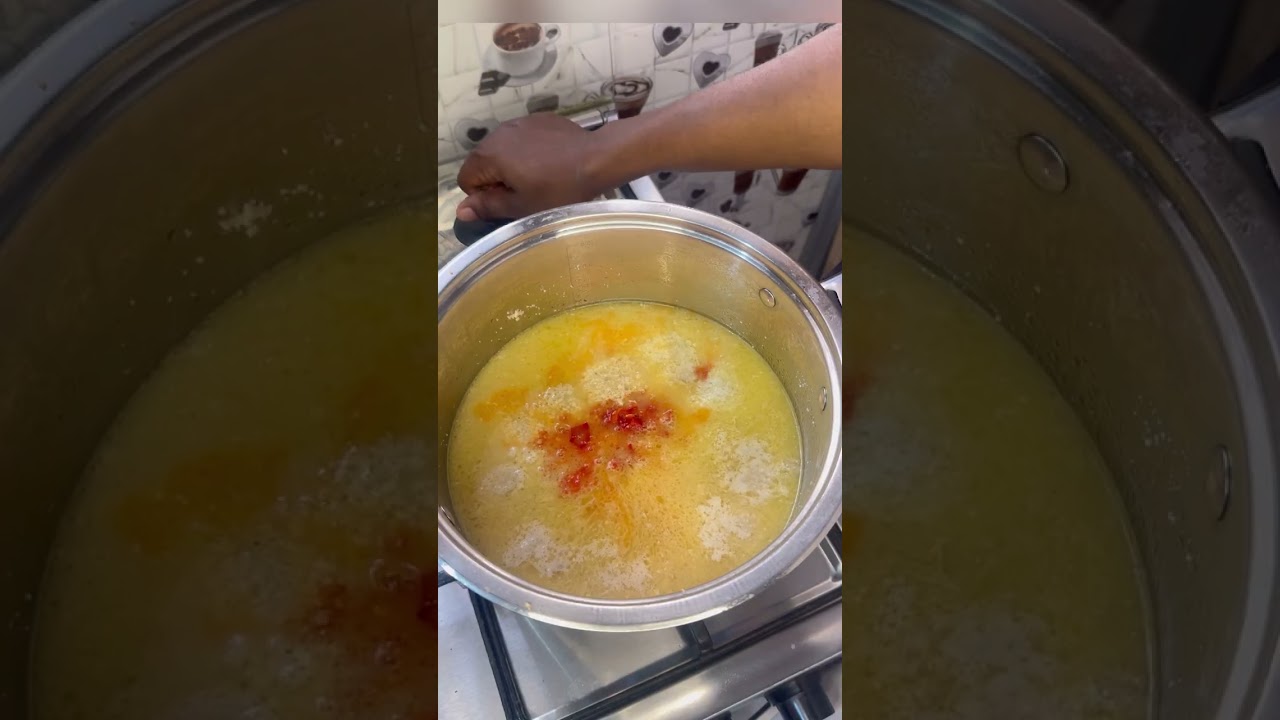 ​@Lindaoluchi-h9h how to cook Rich Egusi soup with fufu