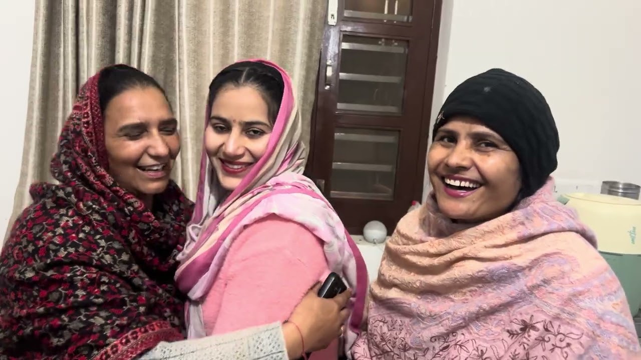 ਭੈਣ ਦੇ ਵਿਆਹ ਦਾ ਮਾਂਜੜਾ ਸਾਡੇ ਘਰ || bhain de viah da manjda raat di roti sade ghre 🏡🏡