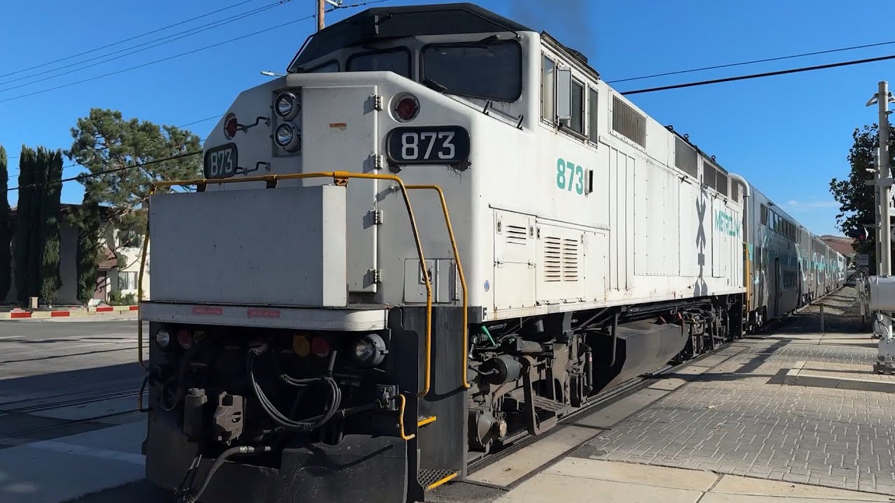 Metrolink Foam! Railfanning Newhall CA 10/30/24