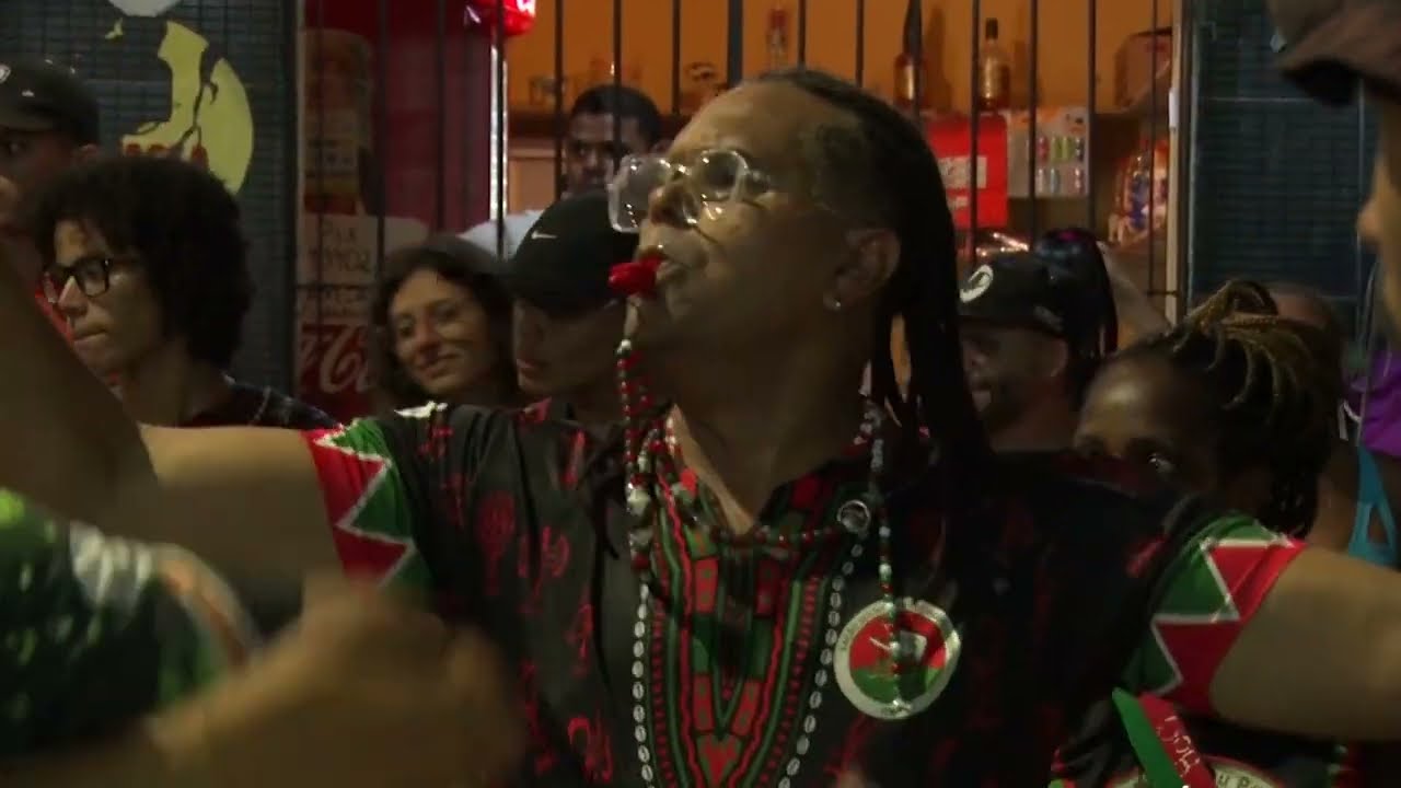 Ritmos do Carnaval: O maracatu do Recife pesa uma tonelada