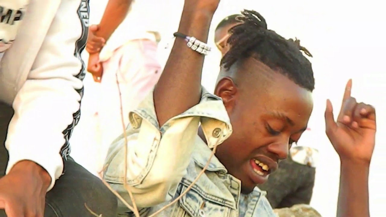 Young B Ondjodi ft Champs x Zombo & Dizzo Dee