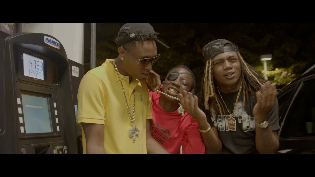 GOLDEN BOY COUNT UP x DAVE FROM THE GRAVE - SUPERCHICKEN (shot by @weupthrudere @HOODLYM)