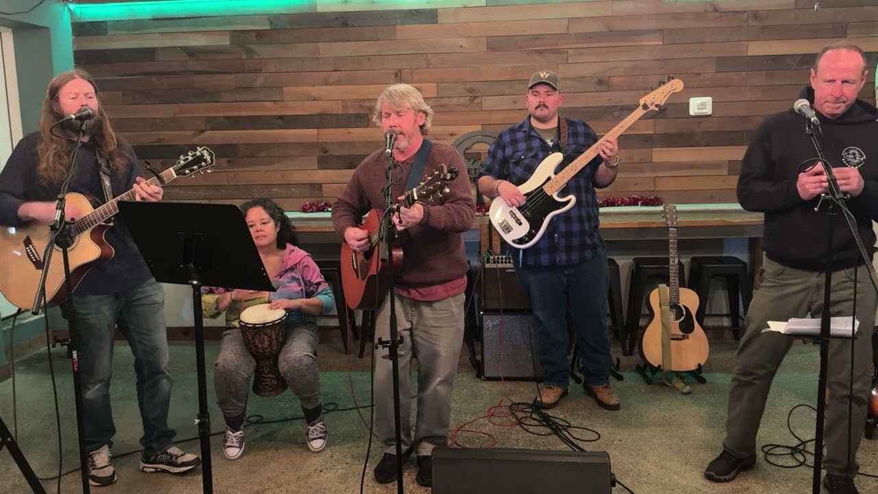 Winston and Co. 3  January 21, 2026 @MobjackTavernOpenMic #isaac #gillian #winston #jonathan #scott