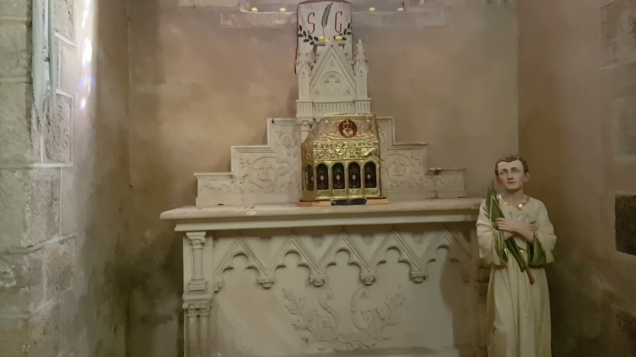 76. Eglise de chateaumeillant