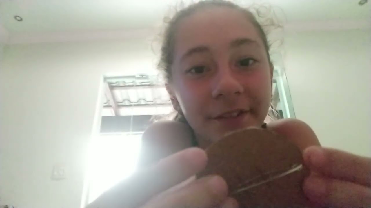 Unboxing de um pacote surpresa que Minha amiga me deu:3
