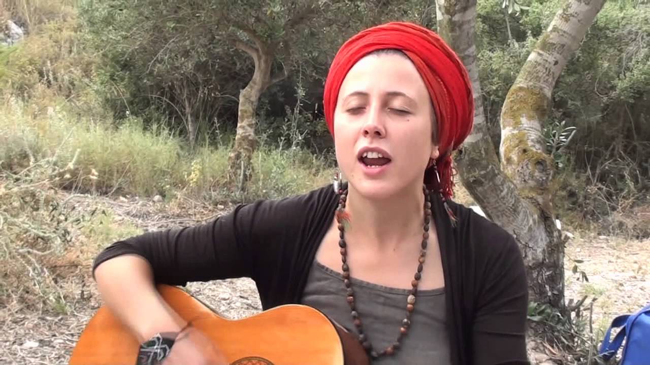 Marta Sarti - Aya Aya Ayahuasca