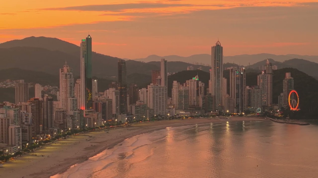 30 min &middot; Balne&aacute;rio Cambori&uacute;, Brazil &middot; 4K &middot; Slow Country Blues Ballad Inspired by &ldquo;Tennessee Whiskey&rdquo;