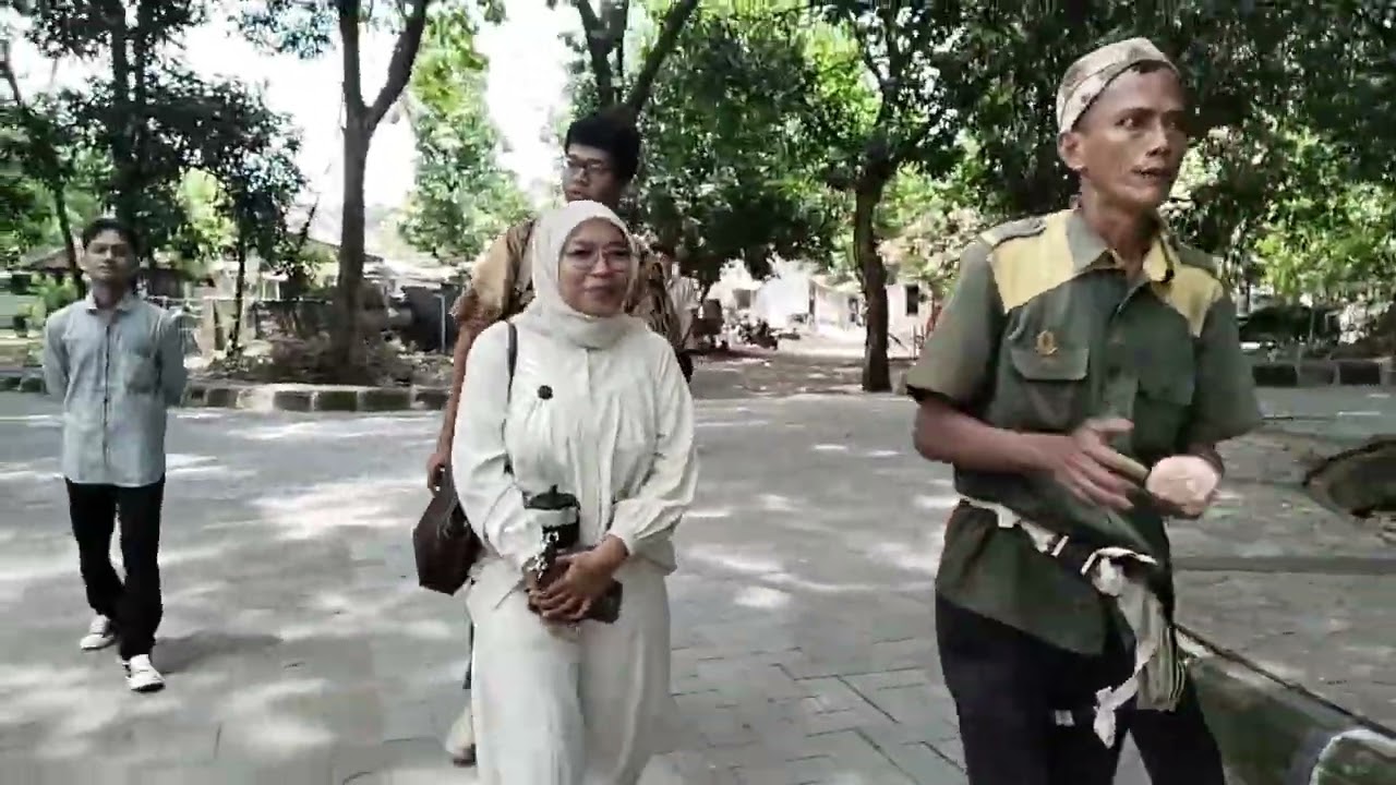 Berkunjung ke keraton Kasepuhan 