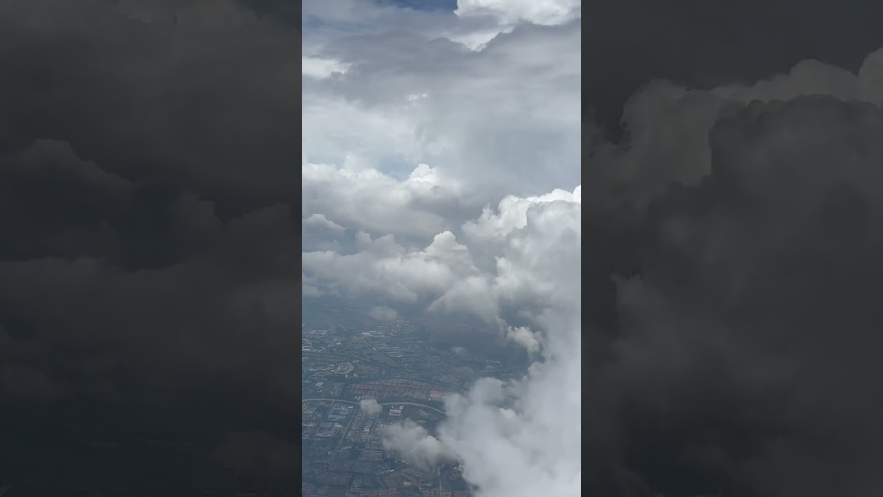 Clouds clouds 😍 #malaysia #kulalampur #flytying