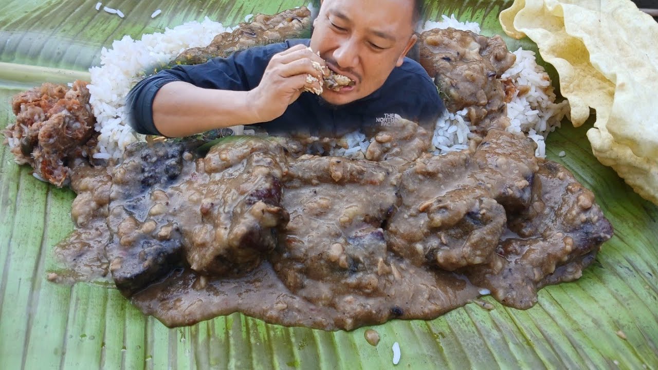 Delicious smoke pork with yum curry mukbang 