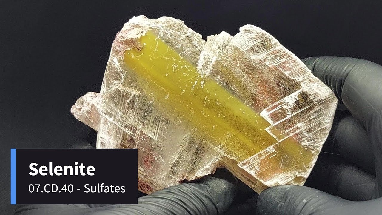 07.CD.40 - Selenite - #F21 - Minéraux
