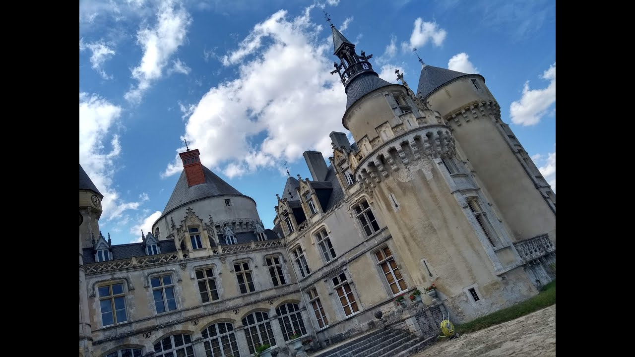 Château de Rouville à  Malesherbes (45)