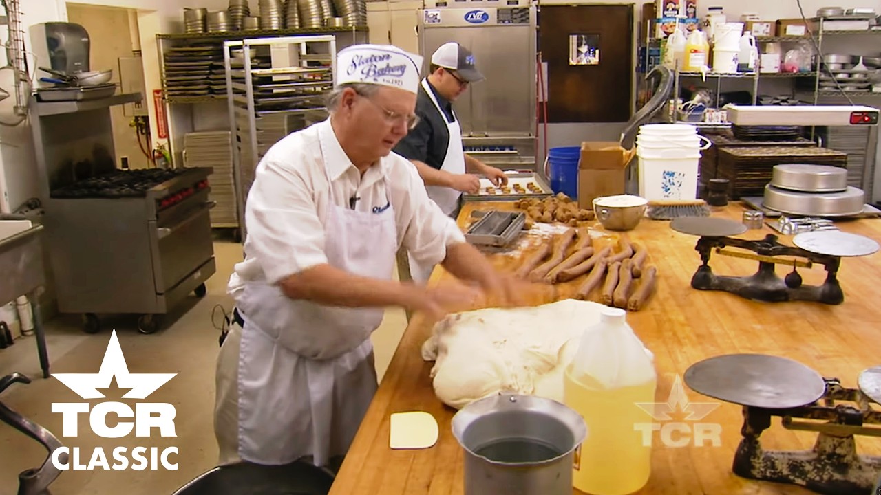 The Family Behind One of West Texas’ Most Beloved Bakery | Texas Country Reporter