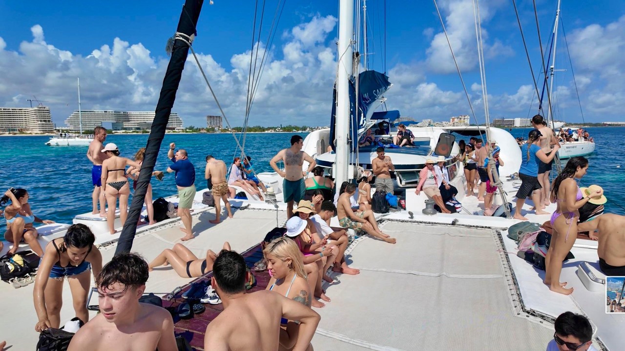 🔴 CATAMARÁN SOLO ADULTOS 👙 ISLA MUJERES 🌴