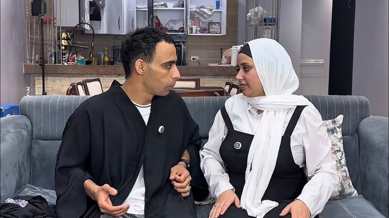 فتاة تكتشف حلاقة زوجها بصديقتها 