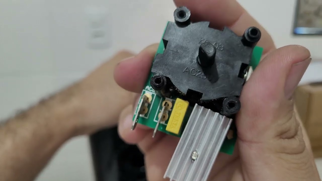 Batedeira Orbital Oster OBAT610 não funciona troca da chave seletora de velocidade.