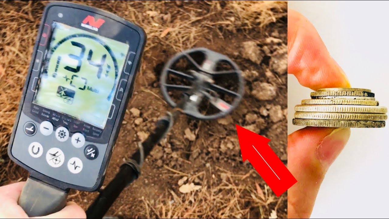 SILVER GLORY HOLE! Unbelievable COIN SPILL! Metal detecting w/ Minelab Equinox