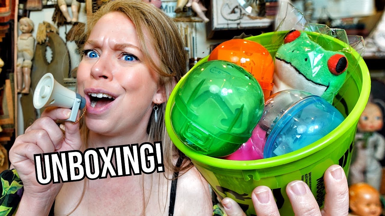 Unboxing RARE Tiny Realistic Mini Mystery Gashapon!