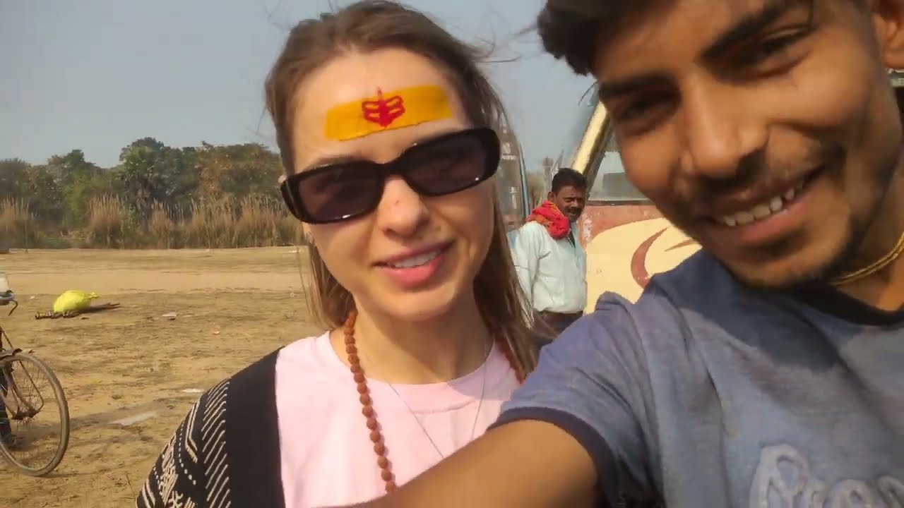 हमें यज्ञ पूजा में मिली रसियन लड़की । Hume yag puja me mili rasiyan ladki