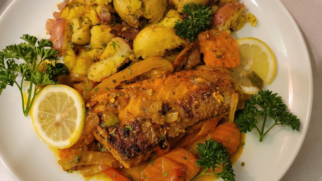 Curry Coconut Salmon..With a touch of lemon 🍋