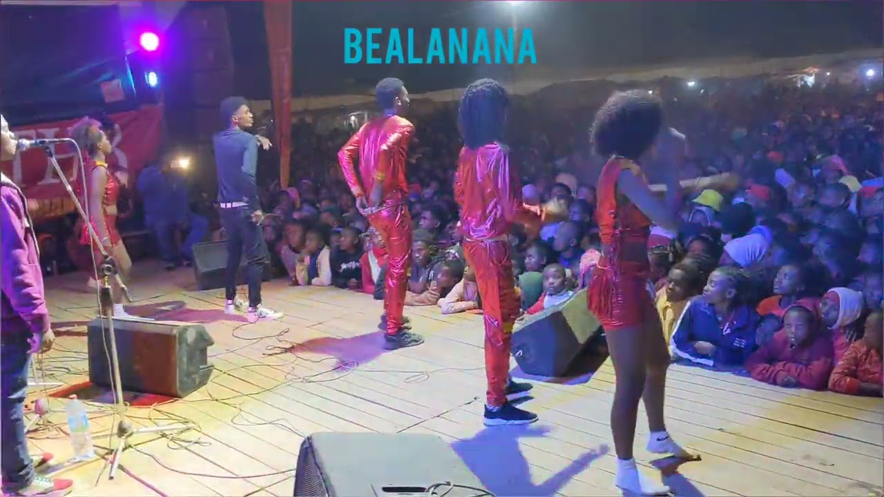 Yes gah FESTIVAL - VARY MIAKATRA BEALANANA
