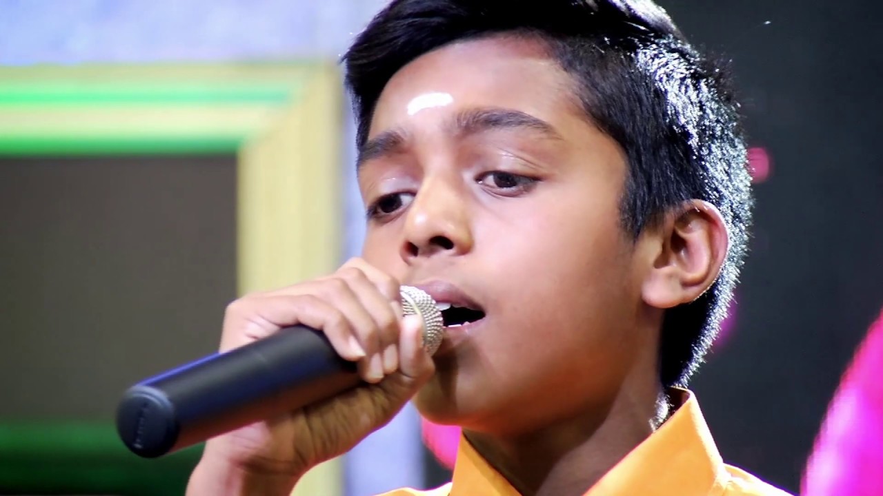 Amma Endru - Mannan Tamil movie song. Singing competition - Canada, 