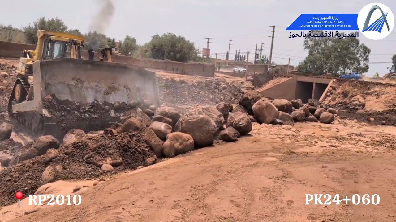 إصلاح أضرار الفيضانات على مستوى واد الحجر بين أيت أورير وتمزوزت