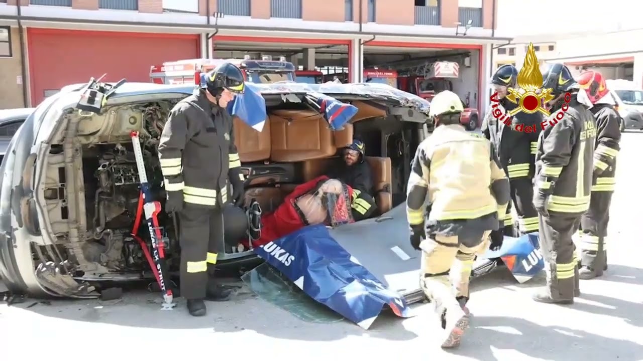 Caserta, esercitazione dei Vigili del Fuoco di Caserta sull’emergenza.