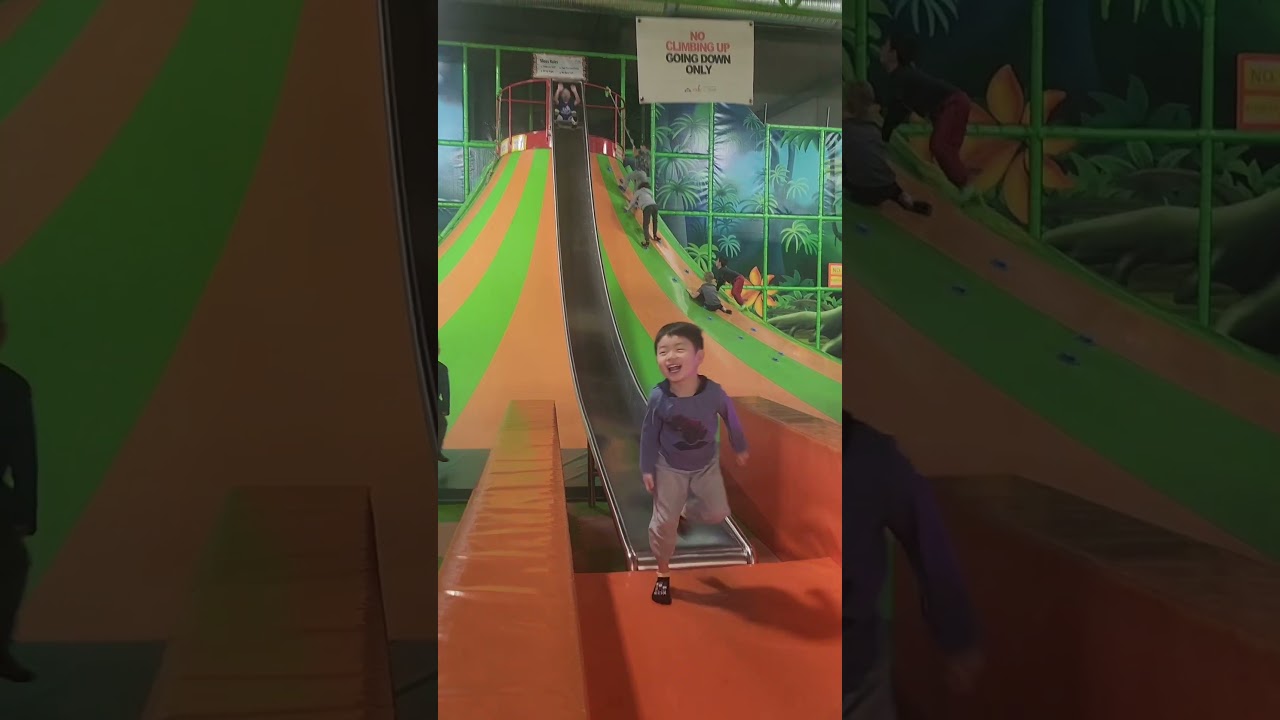 hide n seek #canada #calgary #indoor #playground #kids #activity #키즈카페 #캐나다 #캘거리 #trip #여행 #travel