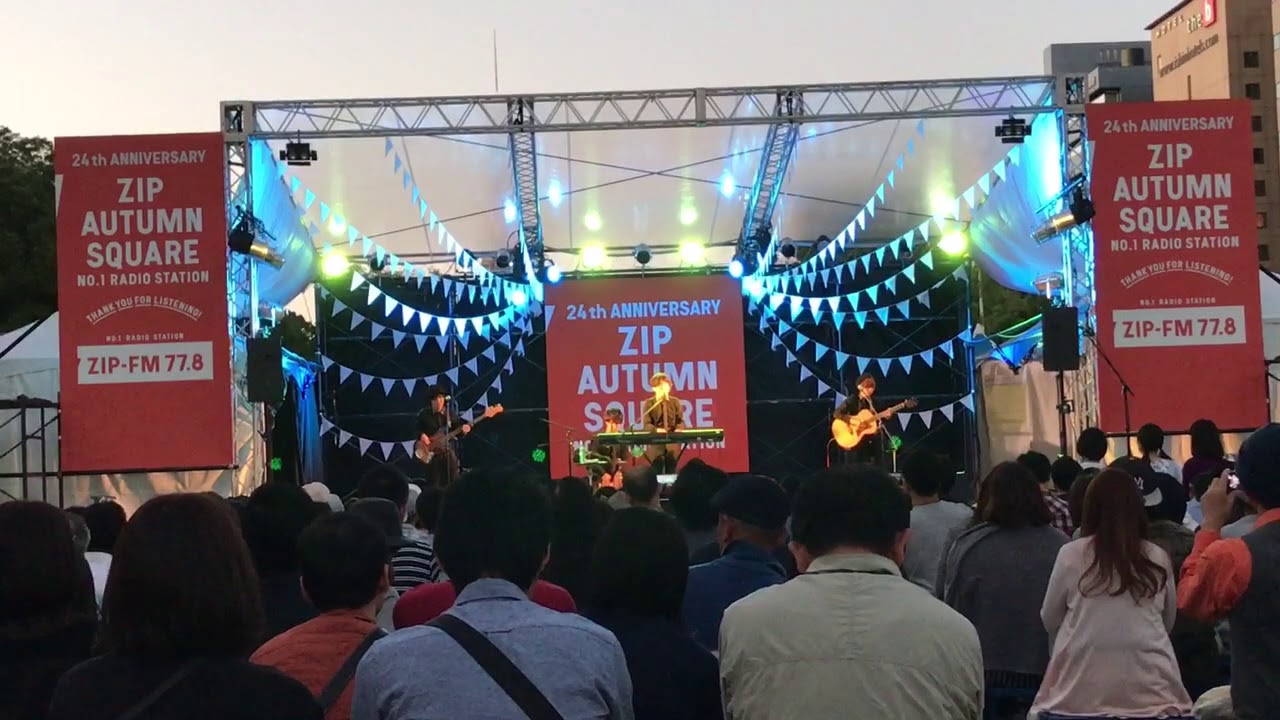 Official髭男dism LADY (ZIP AUTUMN SQUARE)