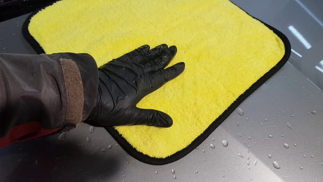 OSUSZANIE AUTA PO MYCIU. TEST RĘCZNIKÓW MIKROFIBROWYCH.