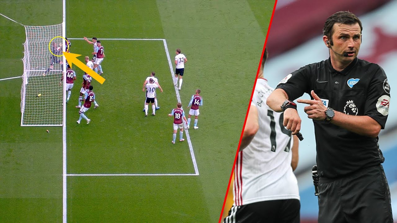 Big Referee Mistakes In Football!