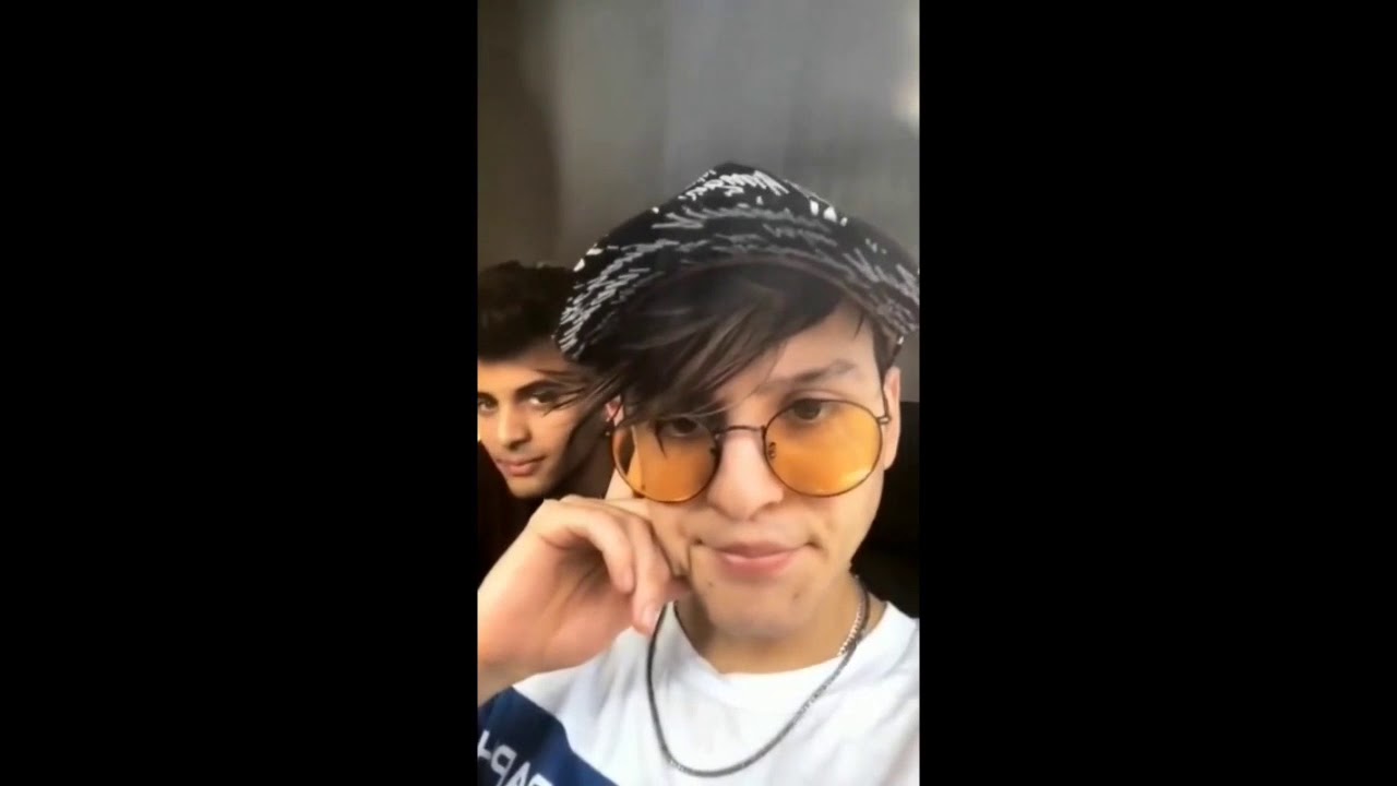 Chriserick peleándose