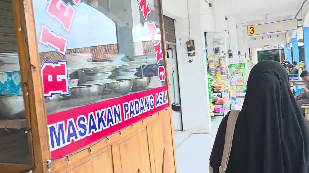 Suasana terminal Kudus kini sangat sepi