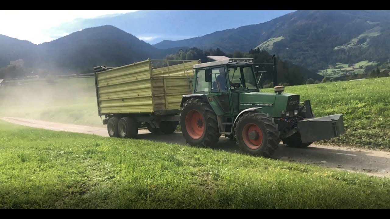 Maisernte beim Mair zu Gasteig in St. Lorenzen - Südtirol