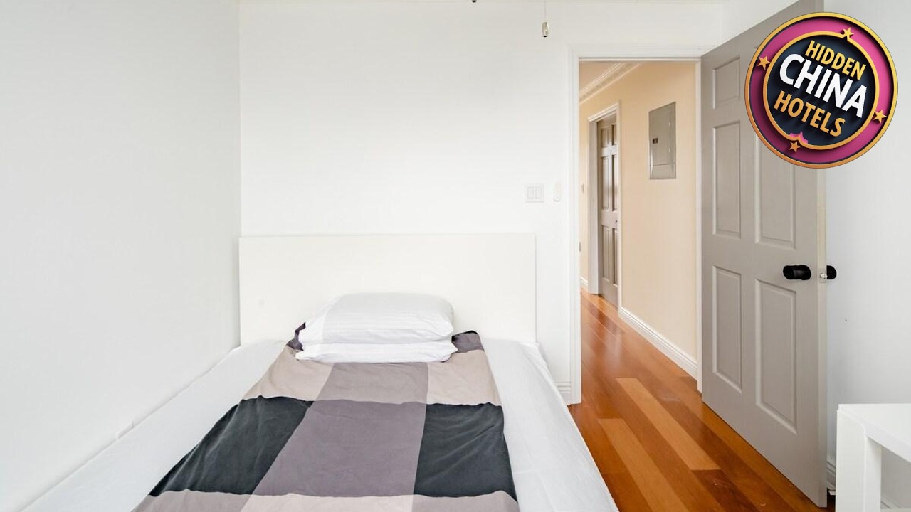 Affordable Private Room with common space shared. | Beijing, China | Hotel Review ⭐