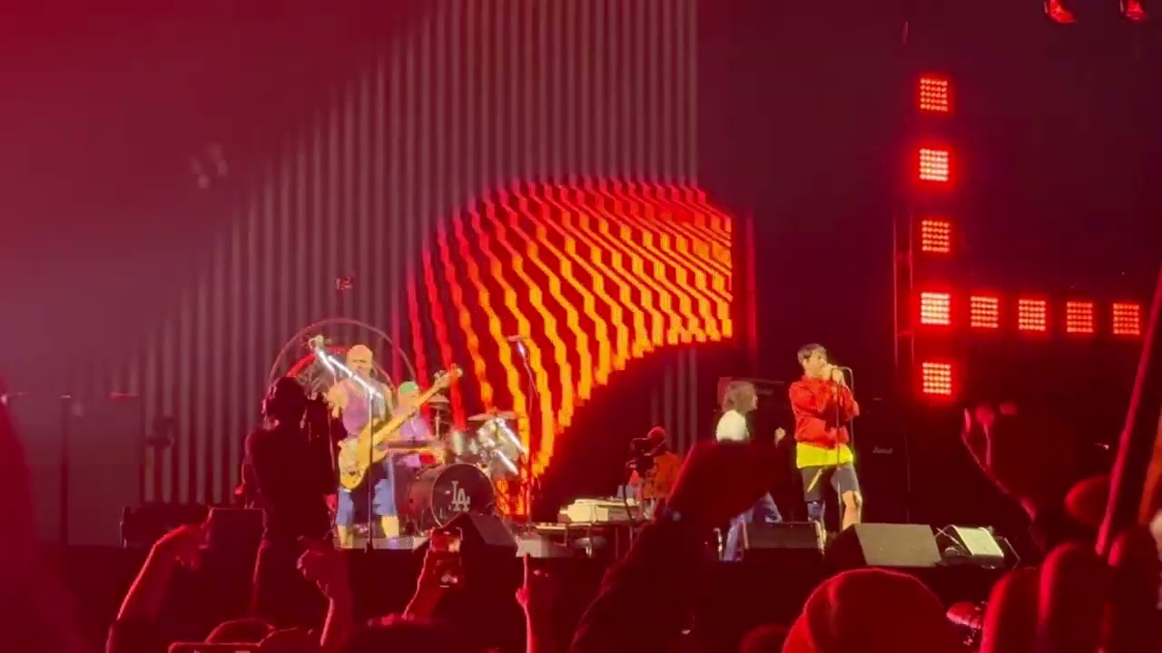 Red Hot Chili Peppers - 