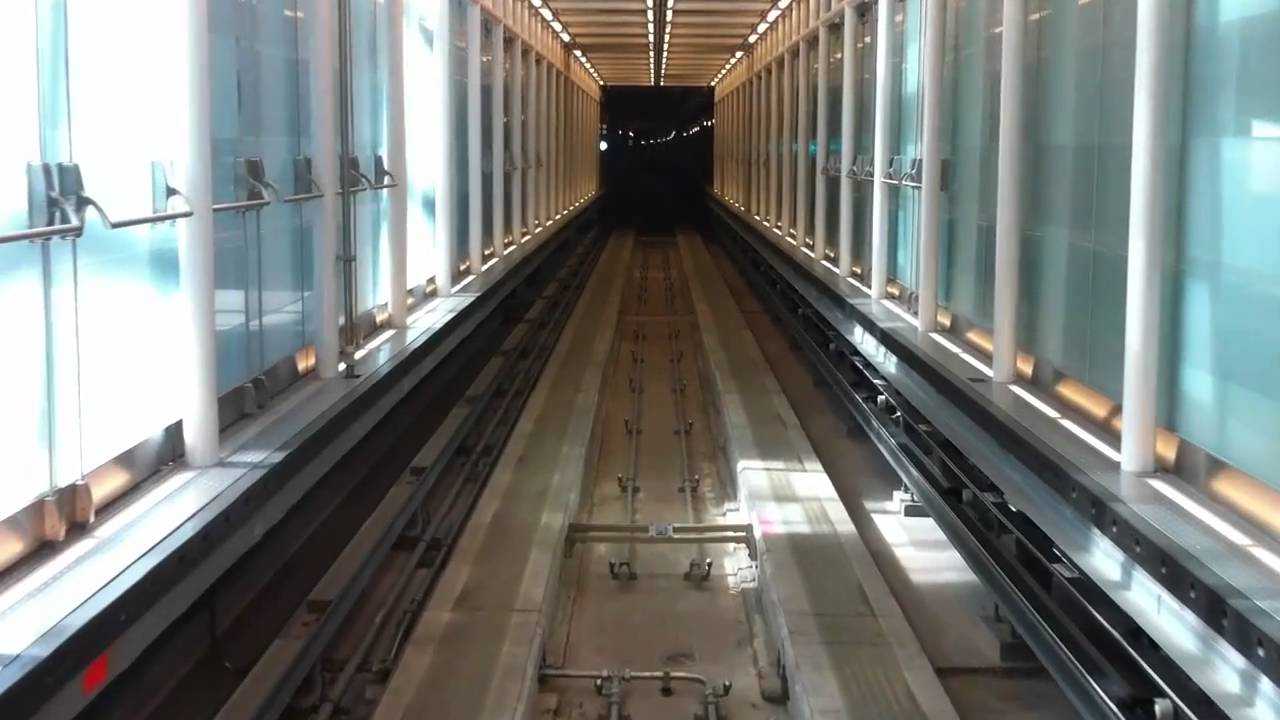 Dulles International Airport AeroTrain [HD]