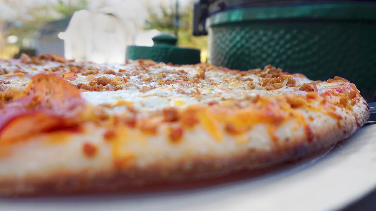 Take-N-Bake Pizza on the Big Green Egg