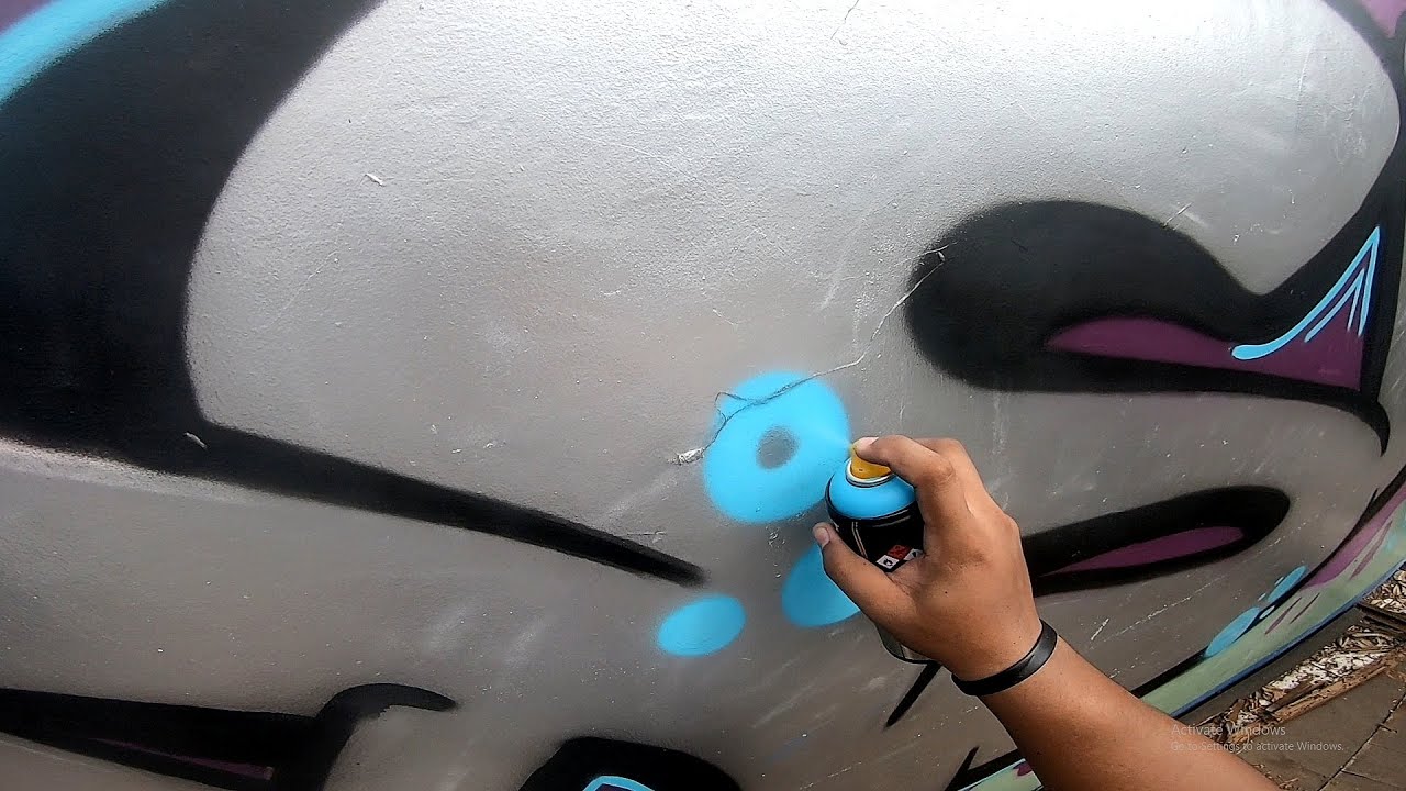 GRAFFITI BIG CHROME LETTERS