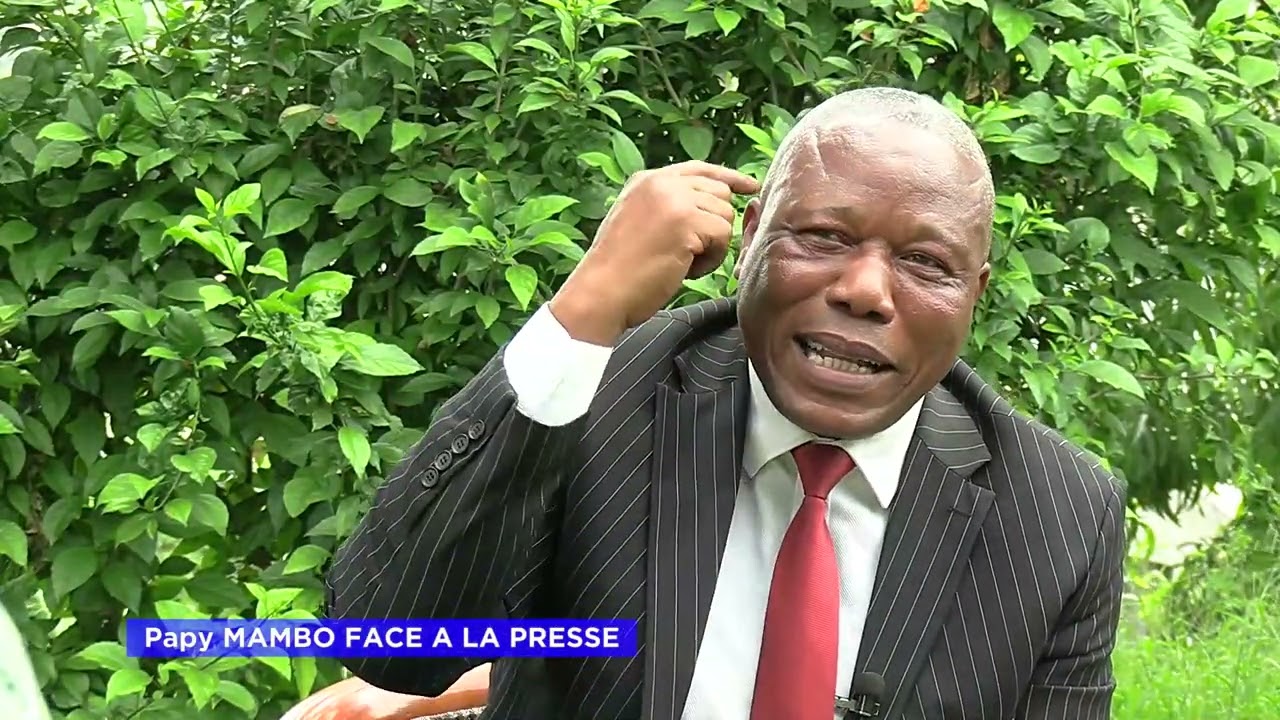 HON. PAPY MAMBO FACE À LA PRESSE.  