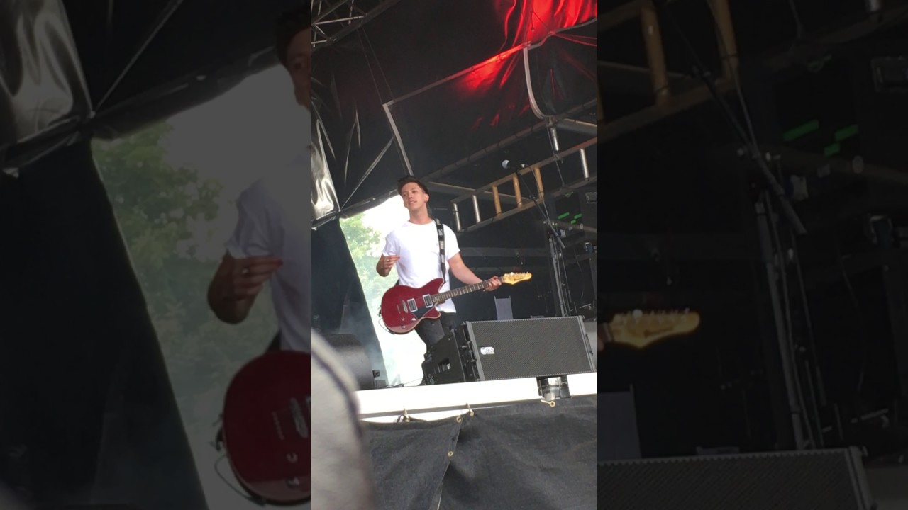 Call On Sunday - Shout Out To My Ex - South Tyneside Festival - South Shields - 16th July 2017