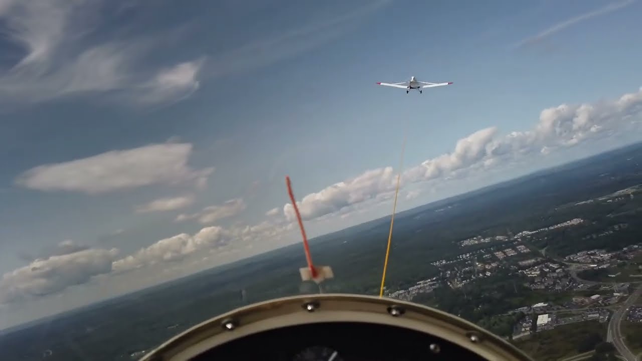 Glider Flying Adventure: Schweizer SGS 1-26 Soaring Flight Experience