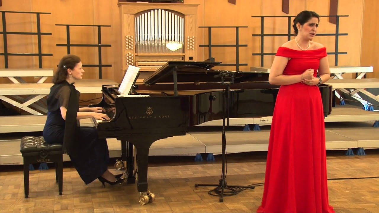 Велиева Халида, Русская н.п. «Волга-реченька», обр. Е. Шендеровича