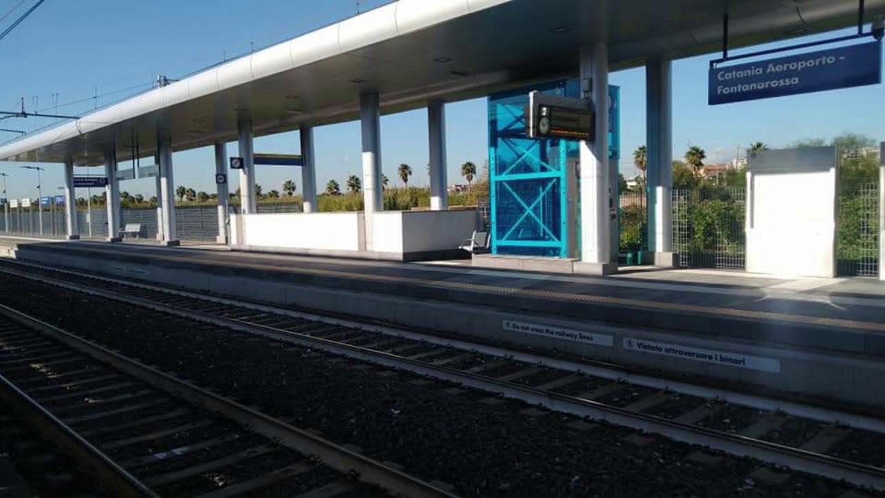 Annunci alla Stazione di Catania Aeroporto - Fontanarossa