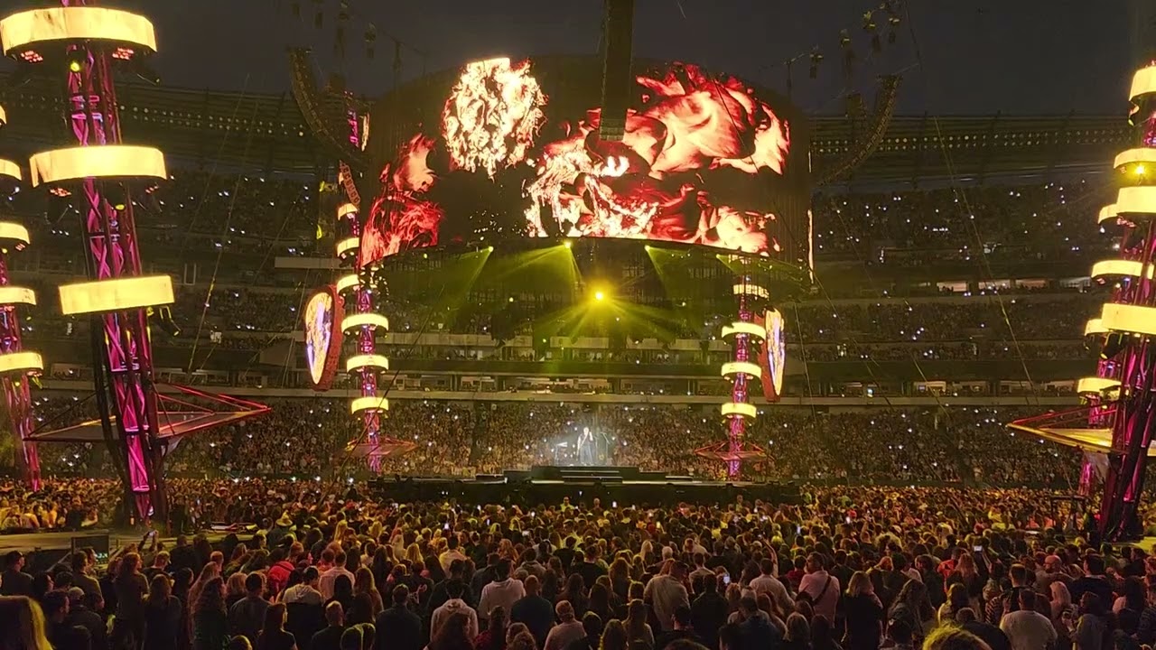 Eyes Closed LIVE Ed Sheeran 6-3-23 Lincoln Financial Field, Philadelphia