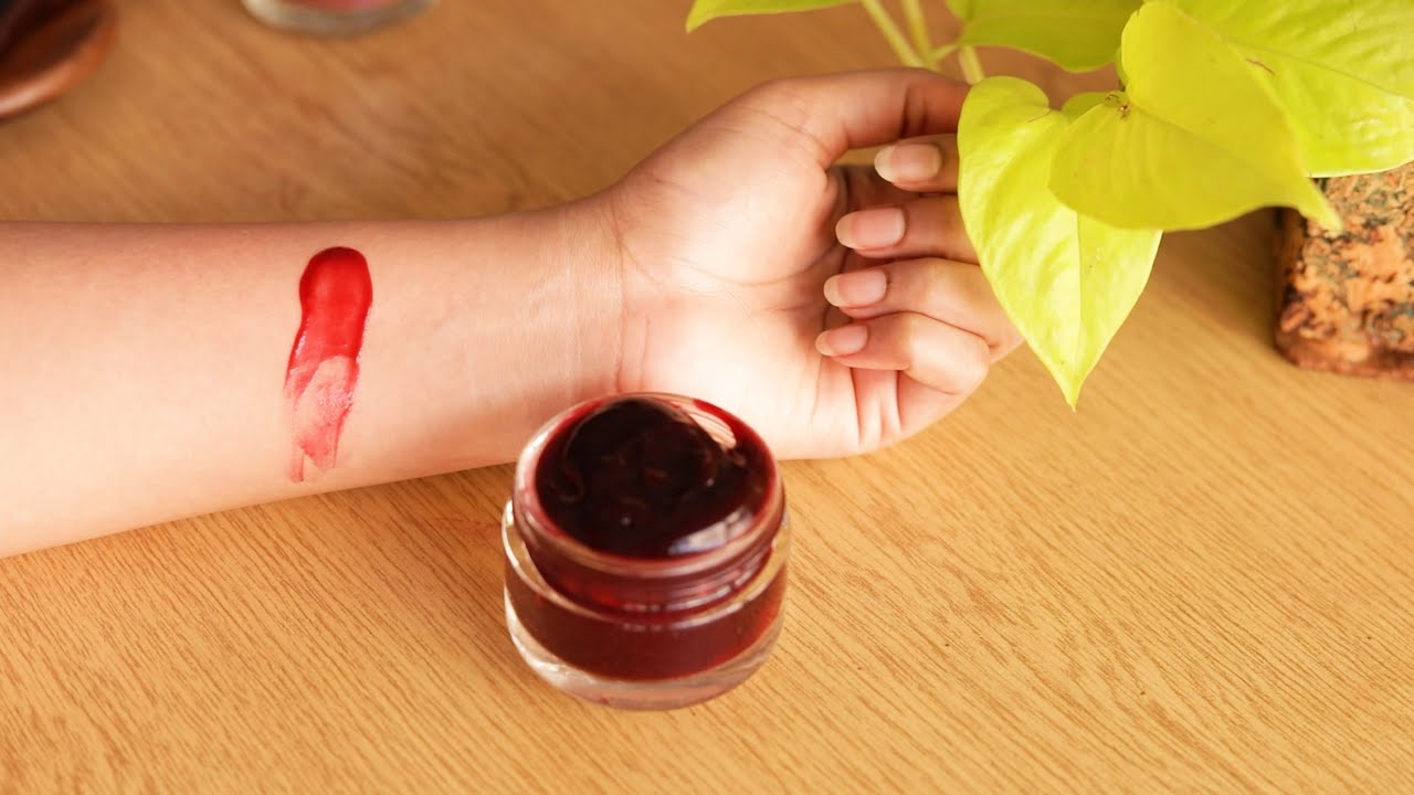 4 best Aloe Vera hacks Make a moisturizer, natural lip n cheek stain and aloe vera shampoo bar